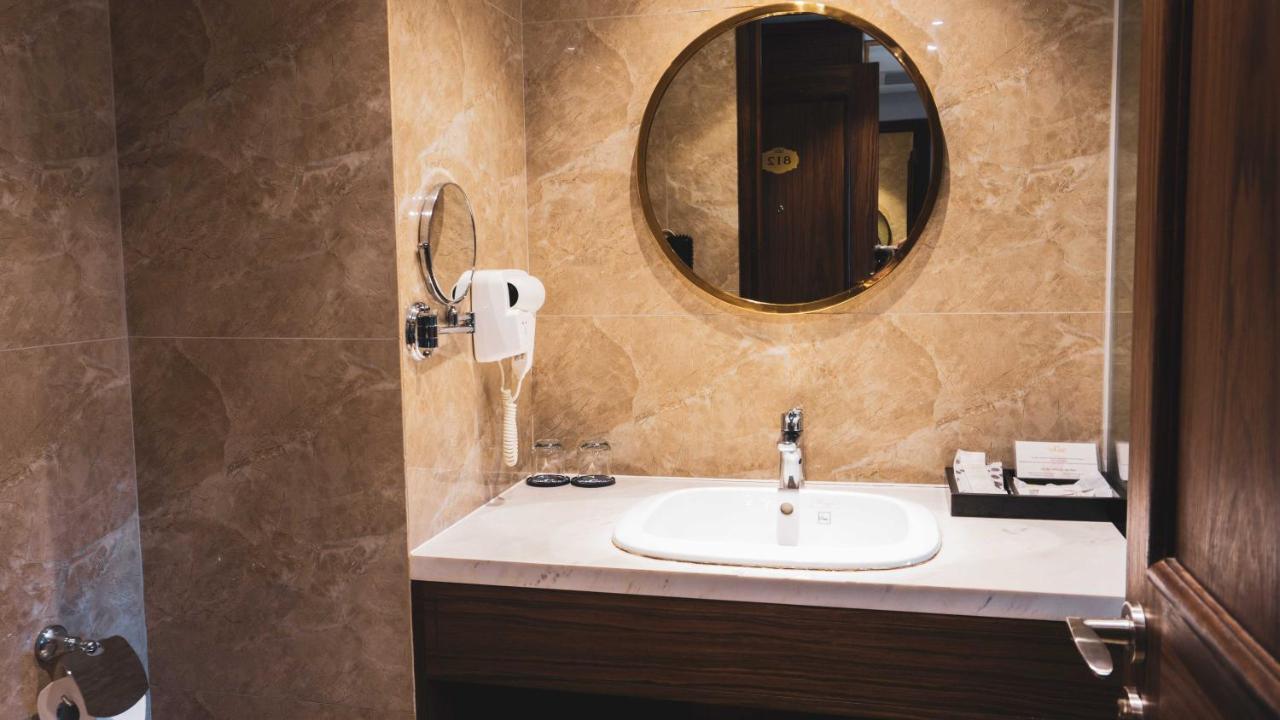 Phu Cuong Hotel Ca Mau Luaran gambar