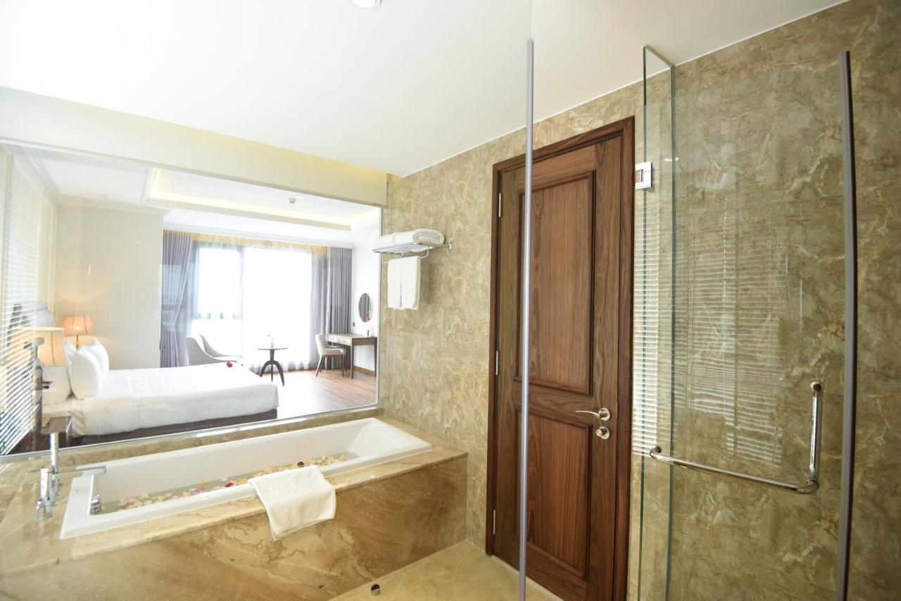 Phu Cuong Hotel Ca Mau Luaran gambar